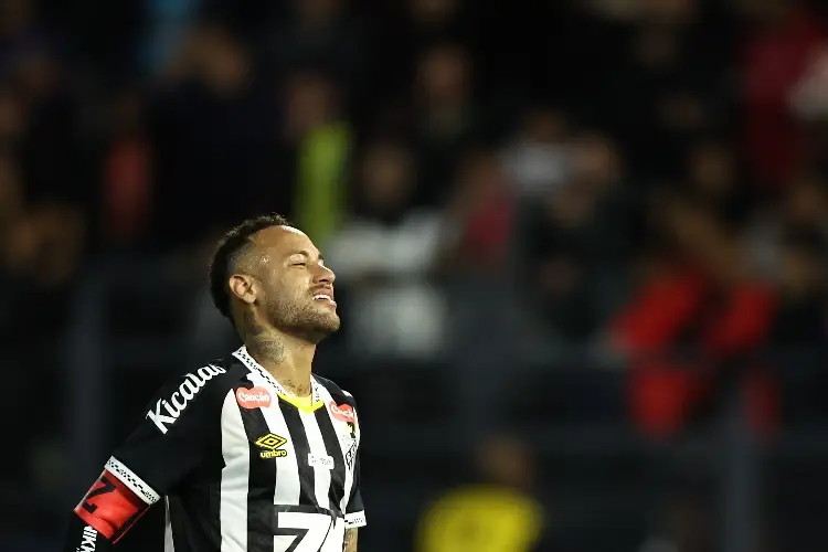 Neymar y Santos se salvan del descenso y clasifican a la Copa Sudamericana