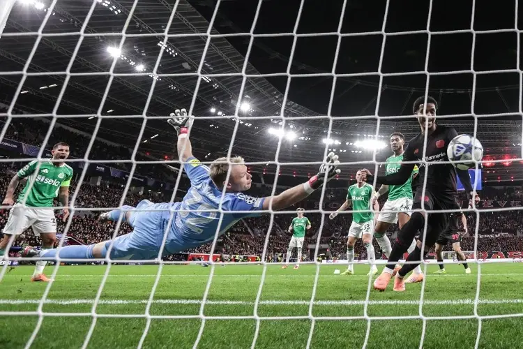 Bayer Leverkusen rescata el empate ante el Newcastle en Champions League