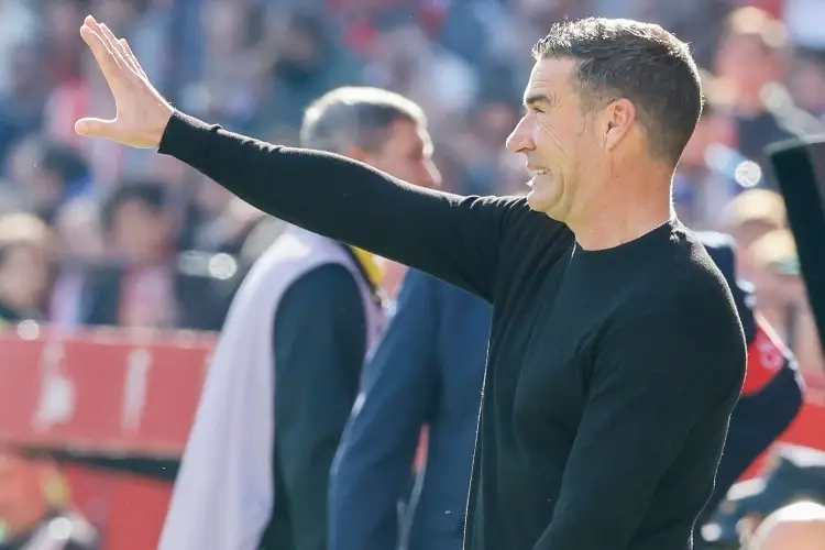 ¡Increíble! Real Oviedo despide a su segundo técnico en menos de dos meses