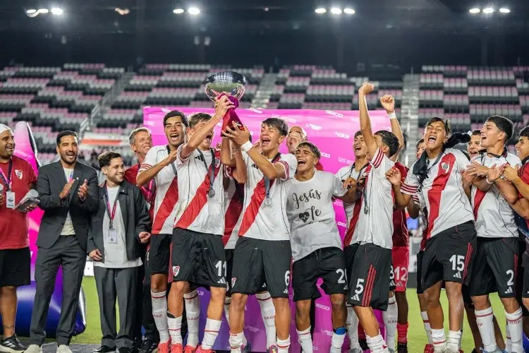 River Plate se proclama campeón de la Copa Messi