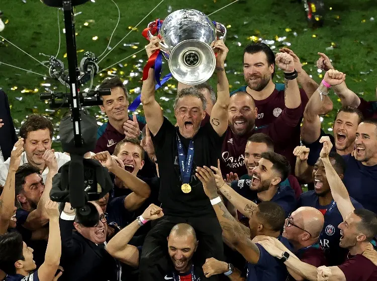 ¡No fue el 'Vasco' Aguirre! Luis Enrique gana el The Best a mejor DT del año 