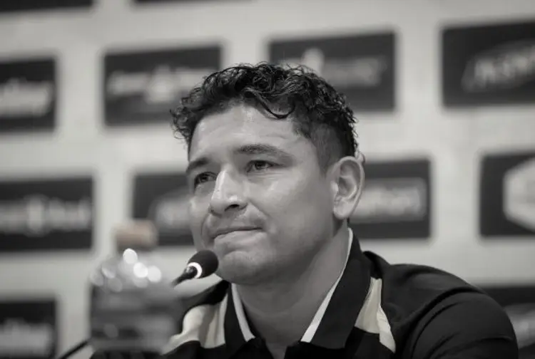 As3sinan a jugador del Barcelona en Ecuador