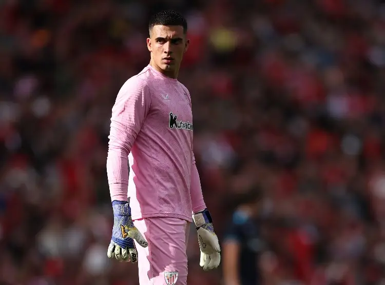 Mexicano Álex Padilla vuelve a la titularidad con el Athletic de Bilbao