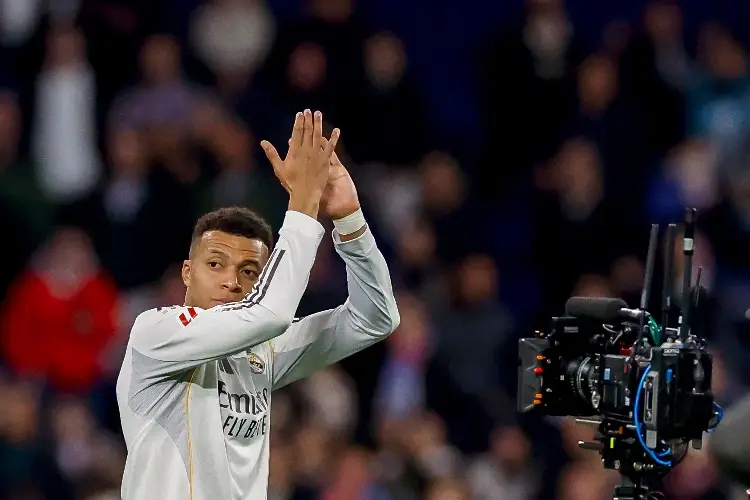 Es un honor igualar a mi ídolo: Mbappé tras igualar récord de goles de Cristiano Ronaldo