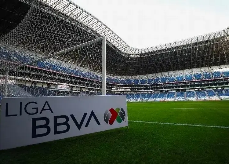 Dictan prisión preventiva al ex árbitro ‘Chiquimarco’ por violencia familiar 