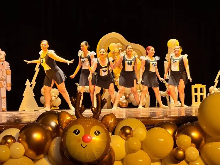 Todo un éxito el Festival Navideño de Club Maggy 