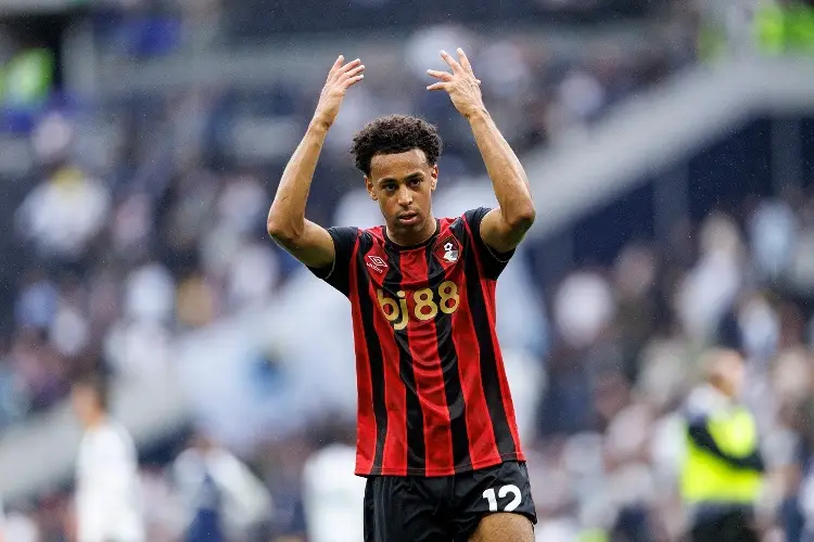 El Bournemouth de Julián Araujo incrementa su mala racha en la Premier League 