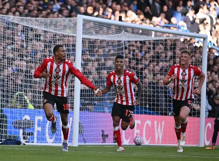 El Sunderland de México continúa sumando puntos en la Premier League