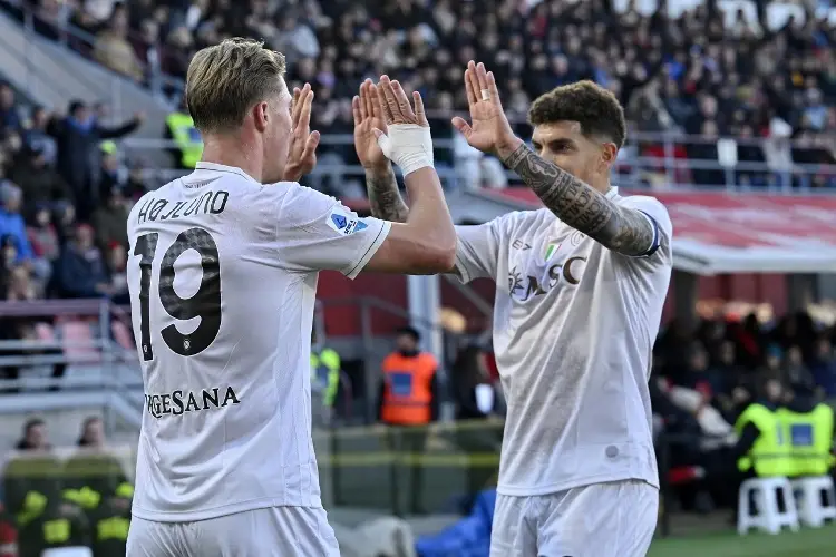 Napoli suma tres puntos que lo hacen soñar con el liderato en la Serie A