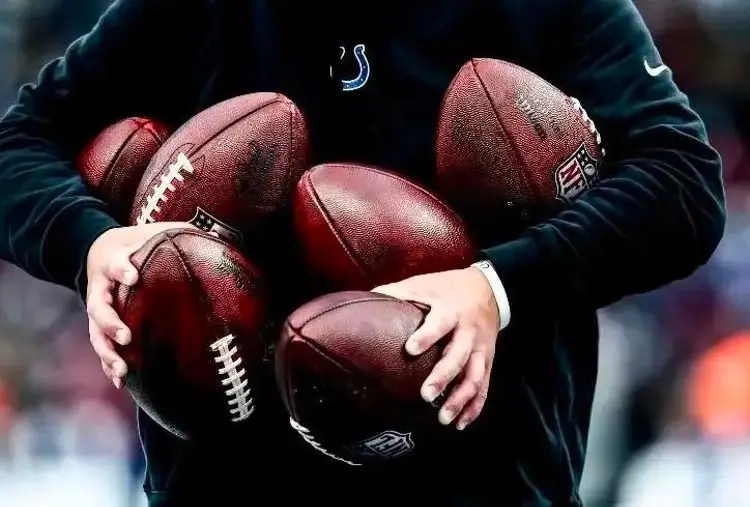 NFL: Los Pittsburgh Steelers recuperan a TJ Watt para el juego clave ante Baltimore 