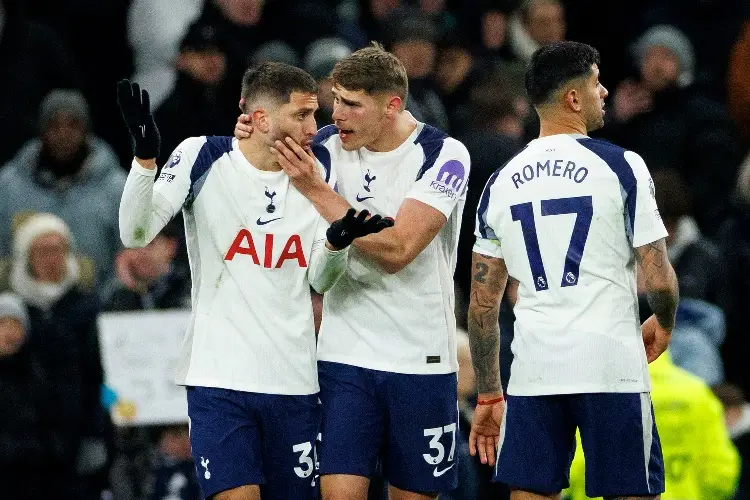 Sunderland frustra el Tottenham