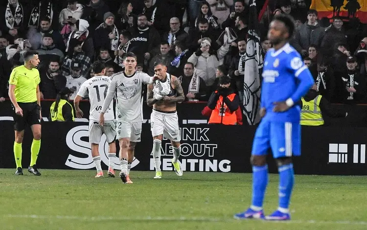 Jugadores del Real Madrid piden perdón a los fans tras la eliminación en Copa del Rey 