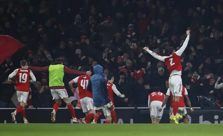 Arsenal sigue imparable y elimina al Chelsea de la copa