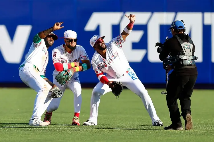 Serie del Caribe: Los Tomateros de Culiacán reaccionan y vencen a Panamá 