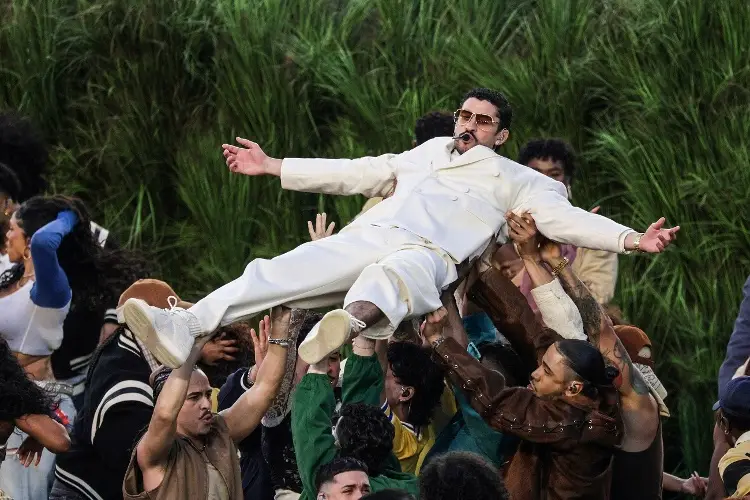 NFL: Le llueven elogios a Bad Bunny tras su show de medio tiempo en el Super Bowl 