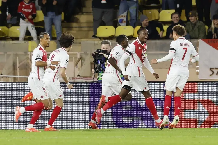 Ansu Fati y Mónaco vencen al RC Lens y le abren la puerta del liderato al PSG