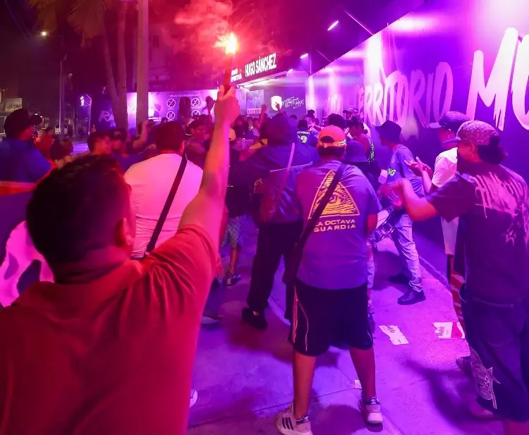 ¡Lamentable! Riña que dejó un muerto en juego del Racing de Veracruz llega a medios internacionales (FOTOS)