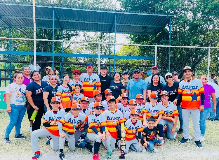 Astros Mata Tejón de la LVB se coronan campeones del torneo Unidos por el Beisbol