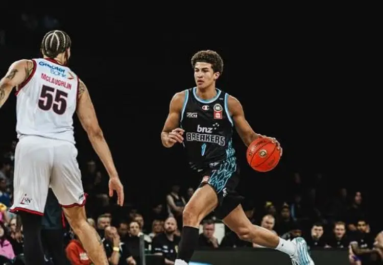 El mexicano Karim López listo para hacer historia en el draft de la NBA