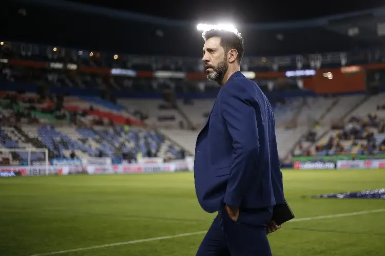 Ex de la Liga MX debuta como DT en Uruguay y su equipo gana 