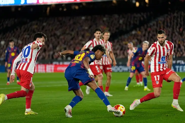 Atlético de Madrid busca derrumbar el Camp Nou y llevarse la ventaja en Champions