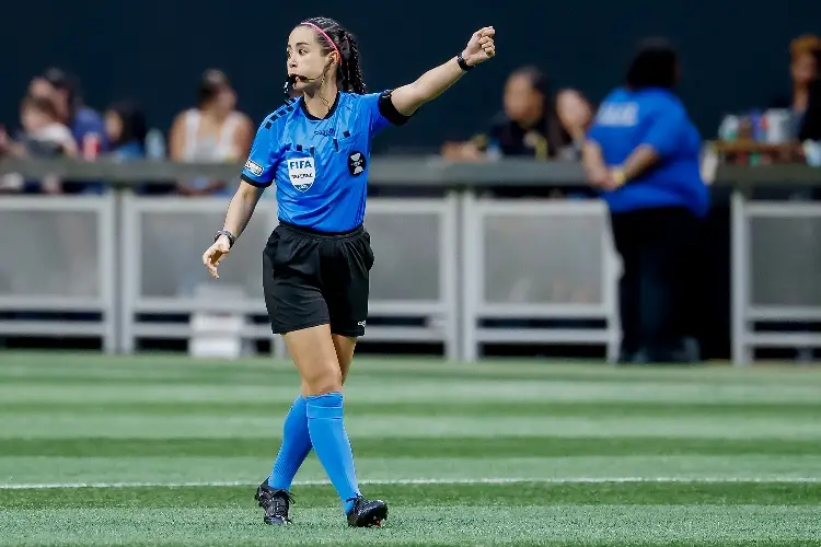 Mexicanos lideran lista oficial de árbitros para el Mundial 2026