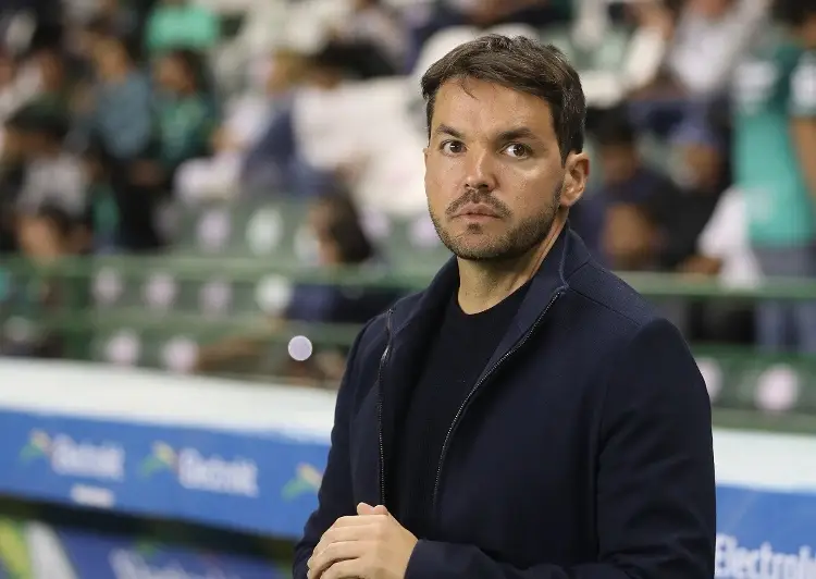 Oficial: ¡A unos días de que acabe el torneo! Cruz Azul despide a Nicolás Larcamón 