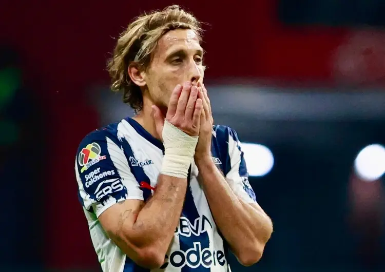 ¡Se fue! Rayados confirma salida de Sergio Canales