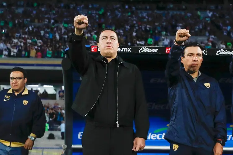 Pese a la sequía de 15 años, Efraín Juárez niega que Pumas esté presionado por ser campeón