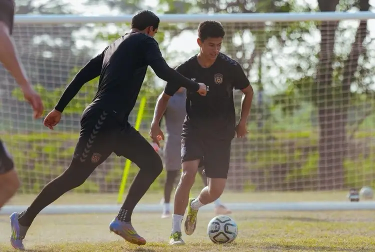 Racing de Veracruz rompe filas tras una dura sesión de entrenamiento 