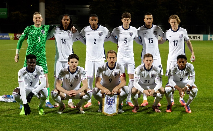 Inglaterra sufre ante la Nueva Zelanda de Tim Payne