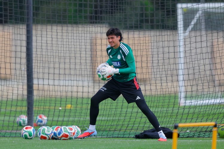 Portero mexicano entrena con la Selección de Colombia en pleno Mundial 2026