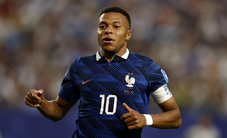 Francia se queda sin su DT para el juego vs Noruega en el Mundial 2026, esta es la razón 