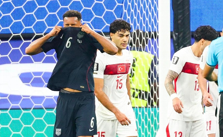 Estados Unidos cae vs Turquía pero le alcanza para ser líder de grupo en el Mundial 2026