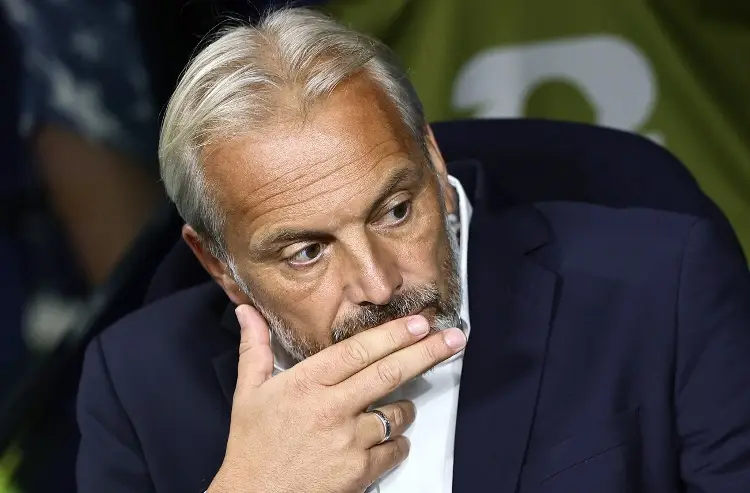¡Insólito! DT se entera de la muerte de su padre tras quedar eliminado del Mundial 2026 (VIDEO)