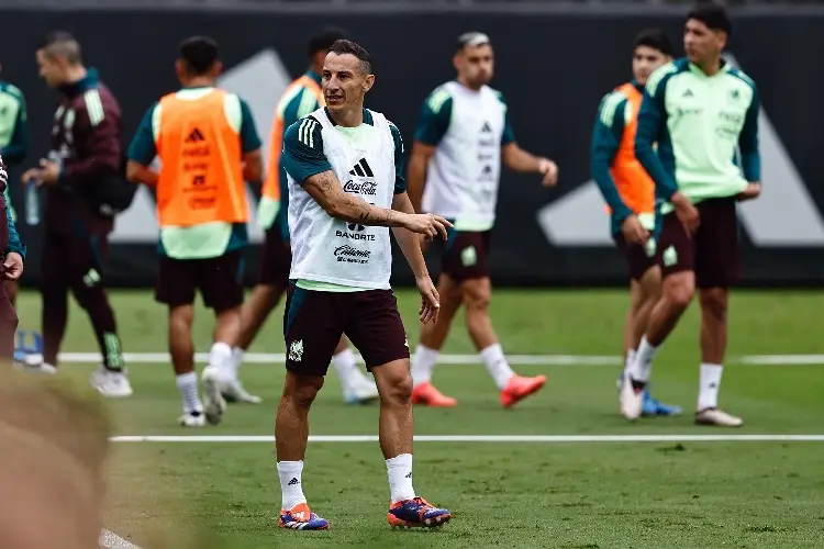 Andrés Guardado niega su llegada a la Selección Mexicana