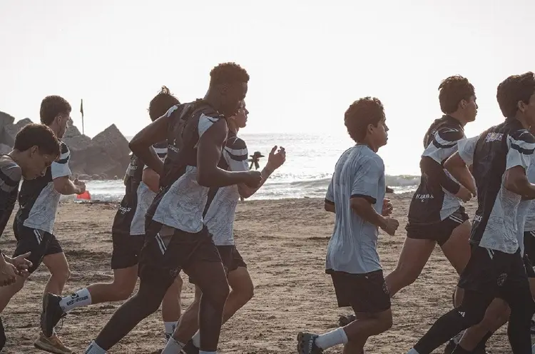 Arranca Piratas FC semana clave rumbo a su primer juego en casa