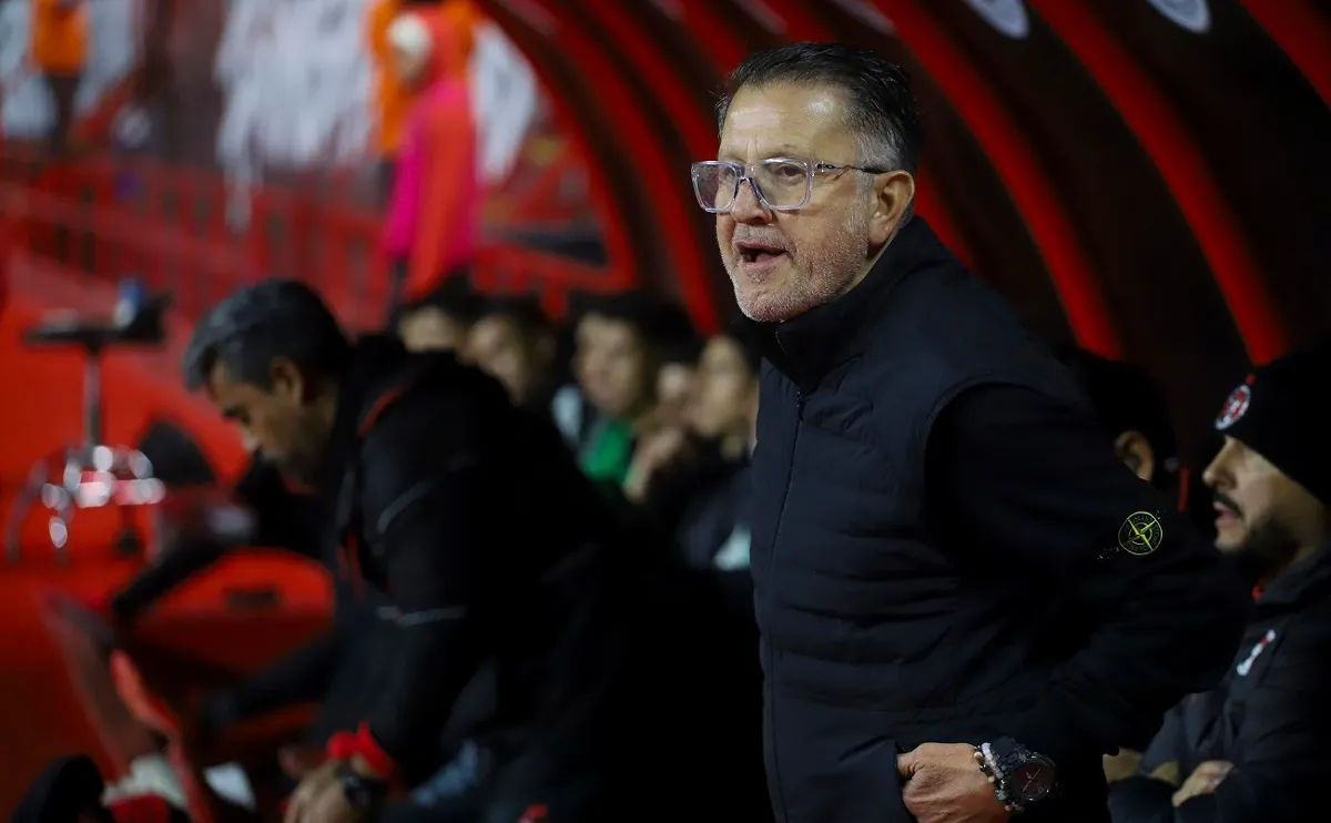 Juan Carlos Osorio en pláticas para volver a la Liga MX