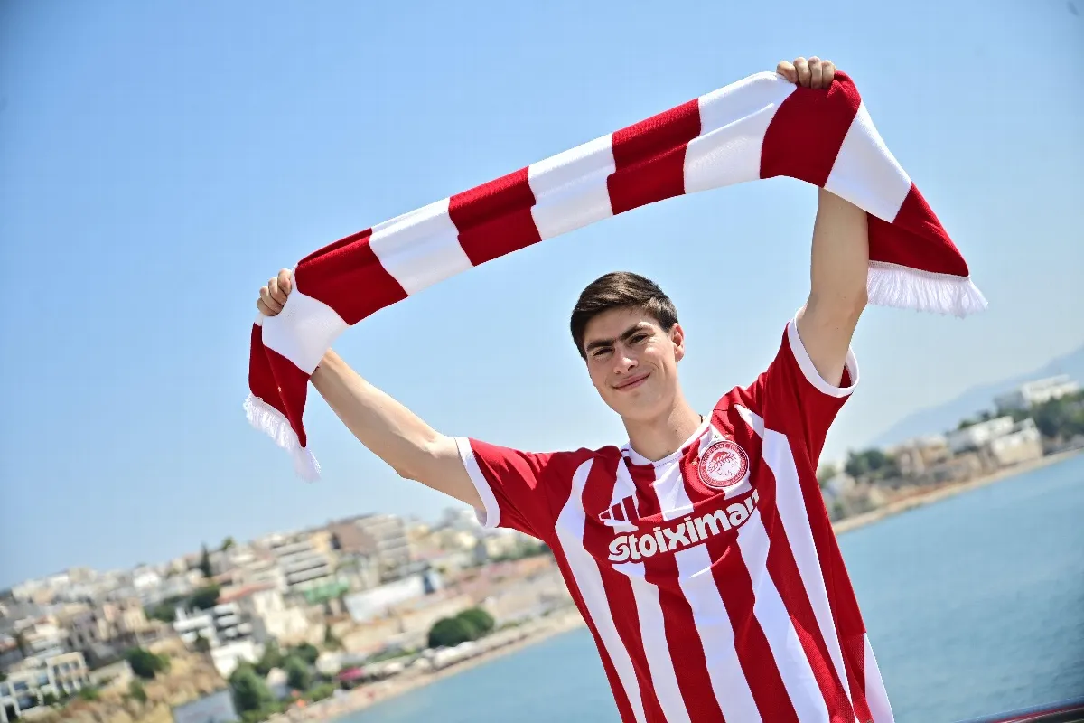 'Hormiga' González debutaría enfrentando a otro mexicano en Grecia