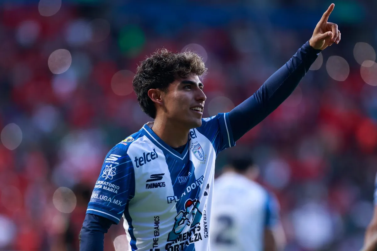 Elías Montiel deja a Pachuca y se convierte en rojinegro 