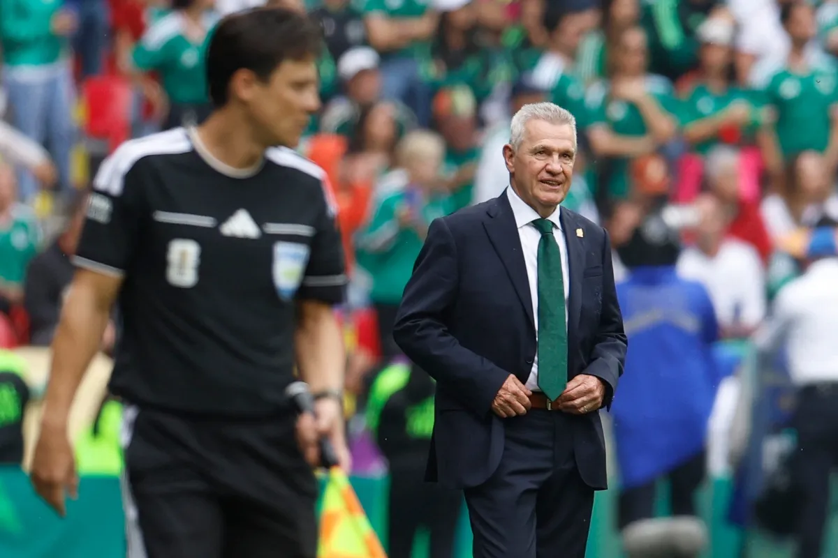 Javier Aguirre regresaría a dirigir a España