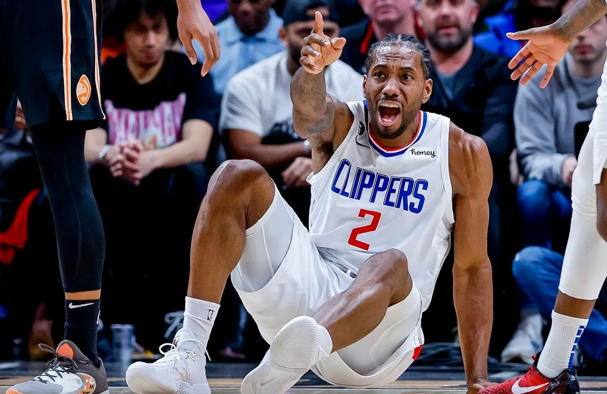 NBA: Kawhi Leonard renueva con los Toronto Raptors 