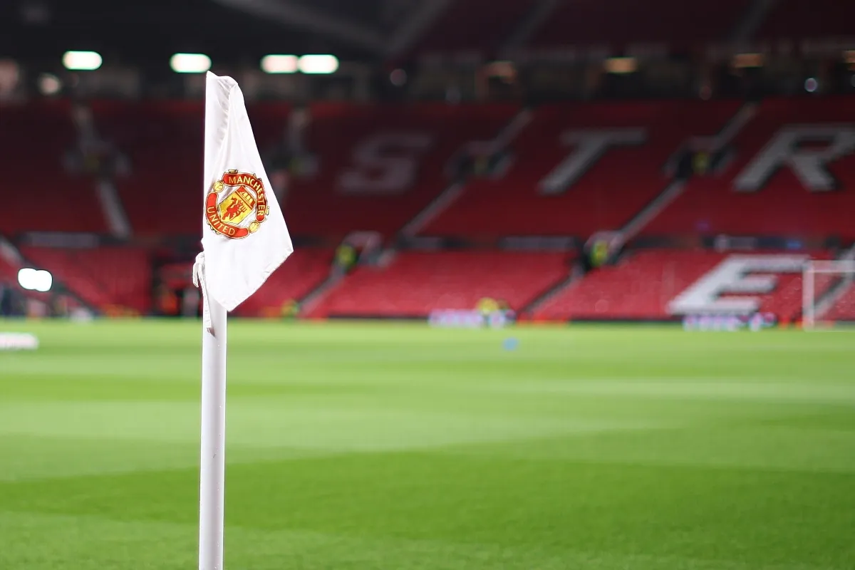 Manchester United revela que tiene una multimillonaria deuda 