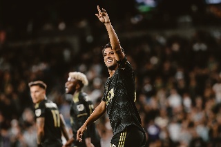 Carlos Vela se reencuentra con el gol en triunfo de LAFC