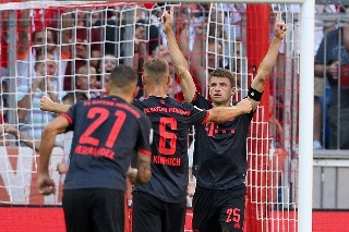Bayern Múnich suma otro triunfo en la Bundesliga 