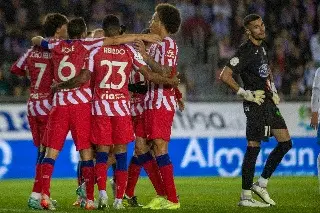 Atlético de Madrid corta racha negativa y avanza en Copa del Rey