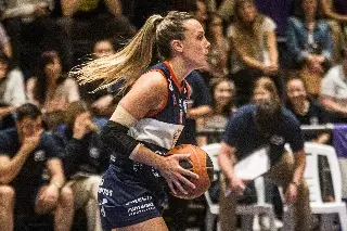 Halconas Rojas firma a una seleccionada argentina