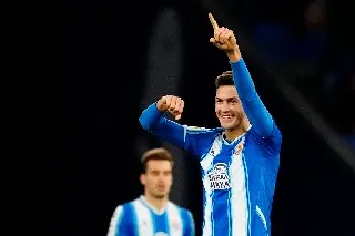 César Montes y Espanyol se juegan la permanencia ante Valencia 