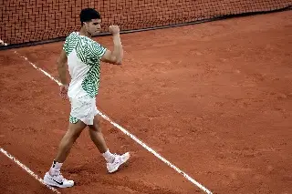 Alcaraz se sintió invensible en su primer juego en Roland Garros