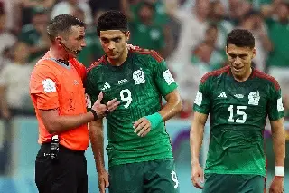 Raúl Jiménez es 'borrado' del Tri